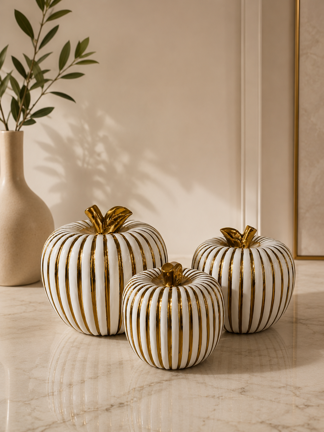 Golden Stripe Apple Decor Set