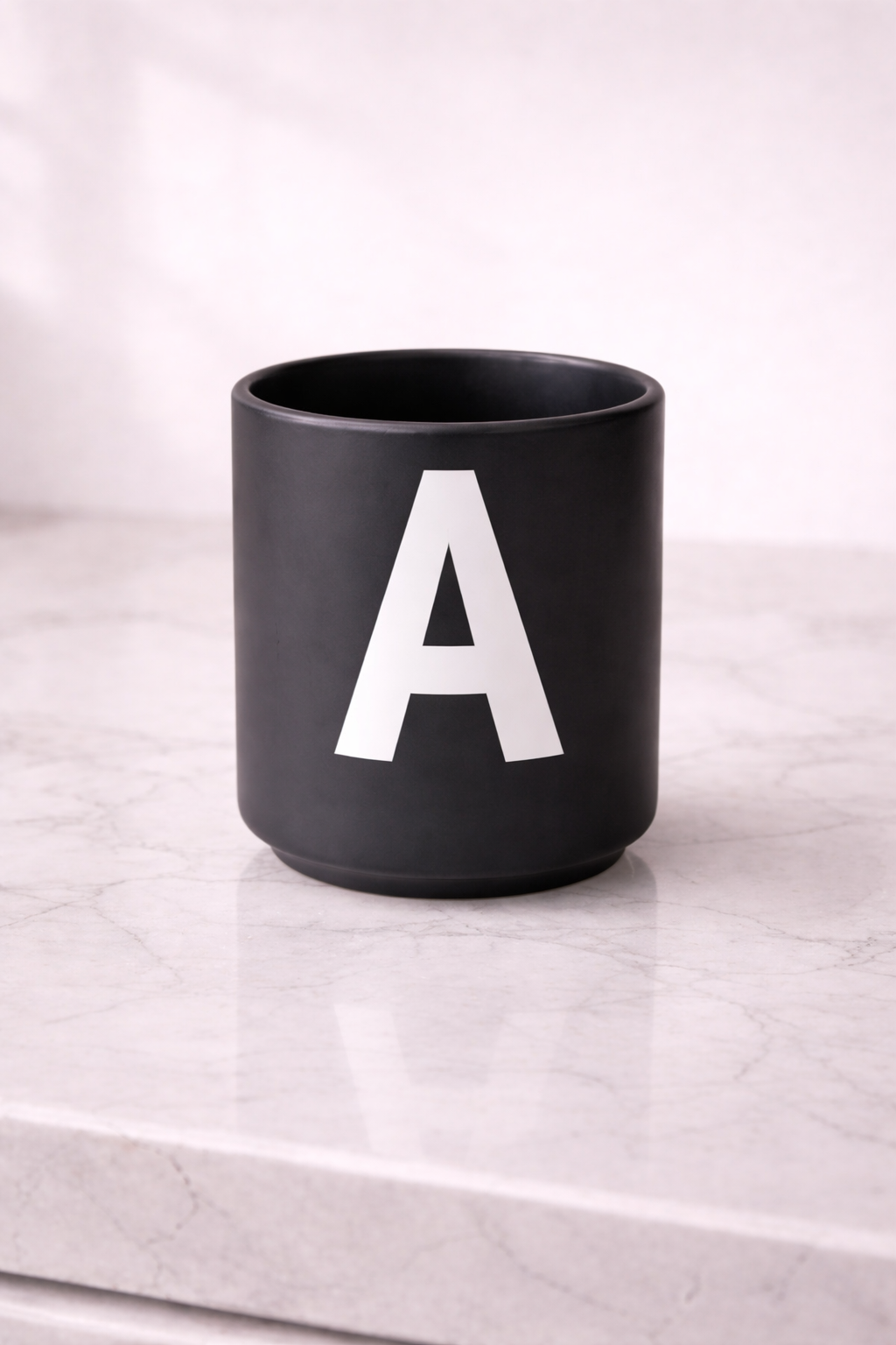 Design Letters Porcelain Cup Black Matte